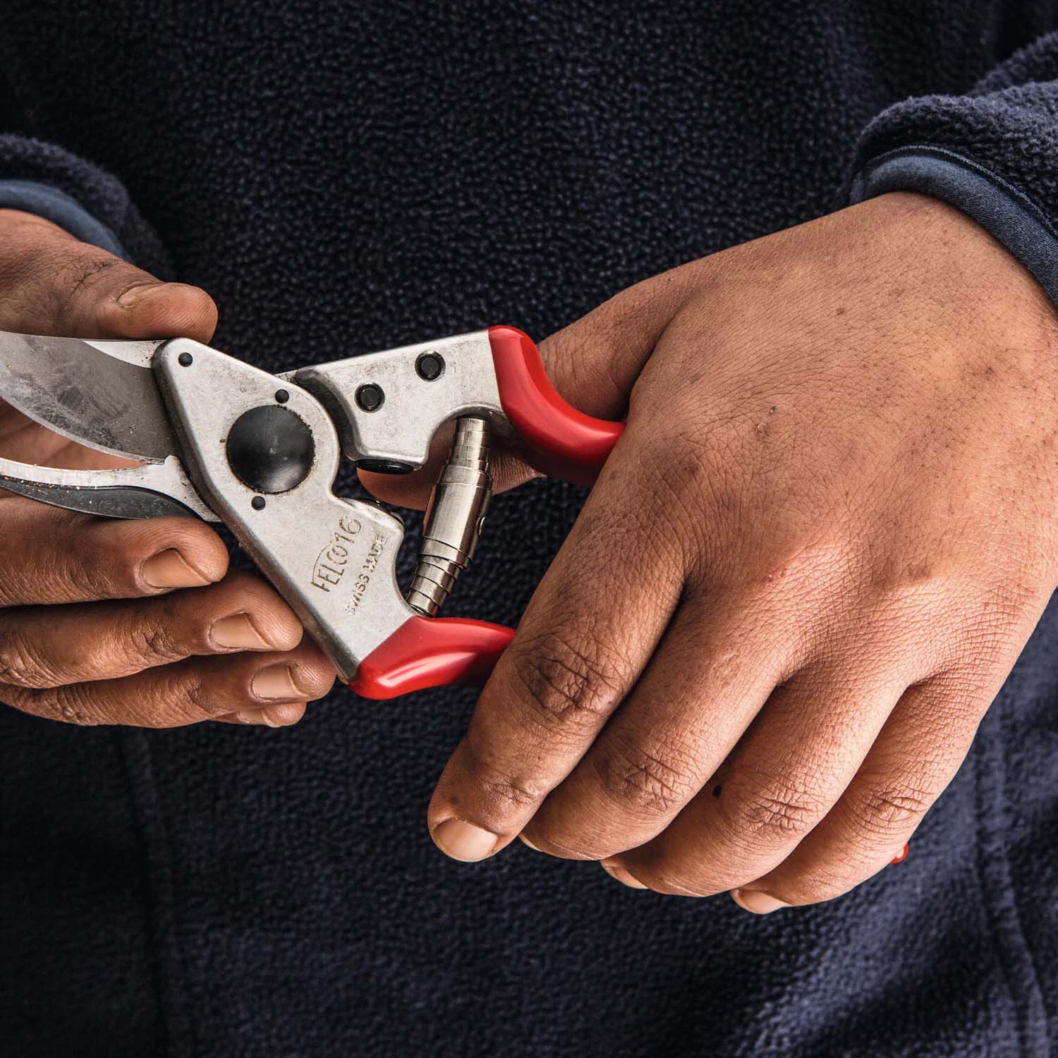 Swiss Made Felco #16 Shears Left Handed - Image 2