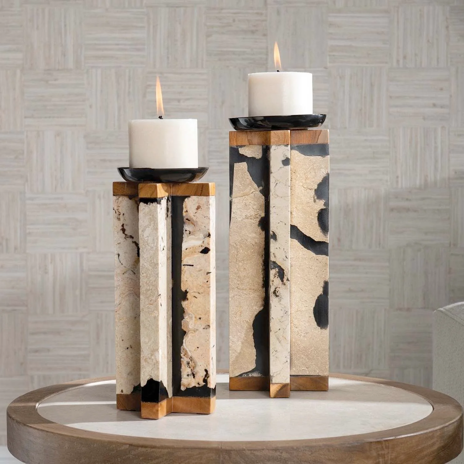 Illini Candleholder - Image 2